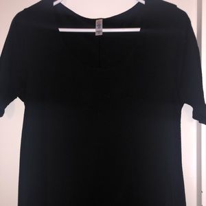 Lot of 2 LuLaRoe Perfect T’s